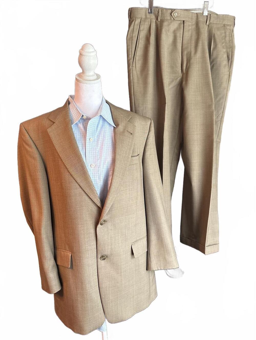 Vintage Hart Schaffner & Marx for Parisian Men’s Suit 40R